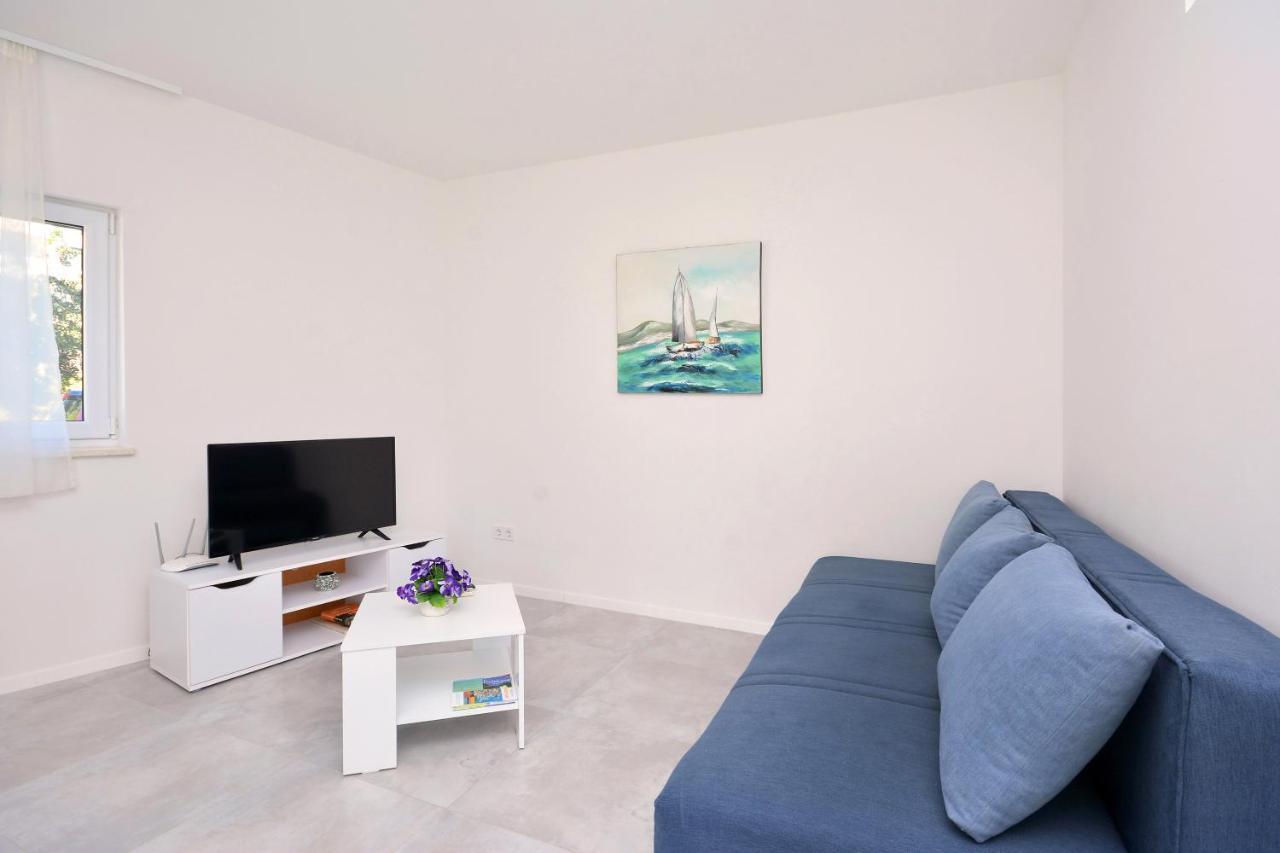 Seas The Day Apartments Podstrana Eksteriør bilde