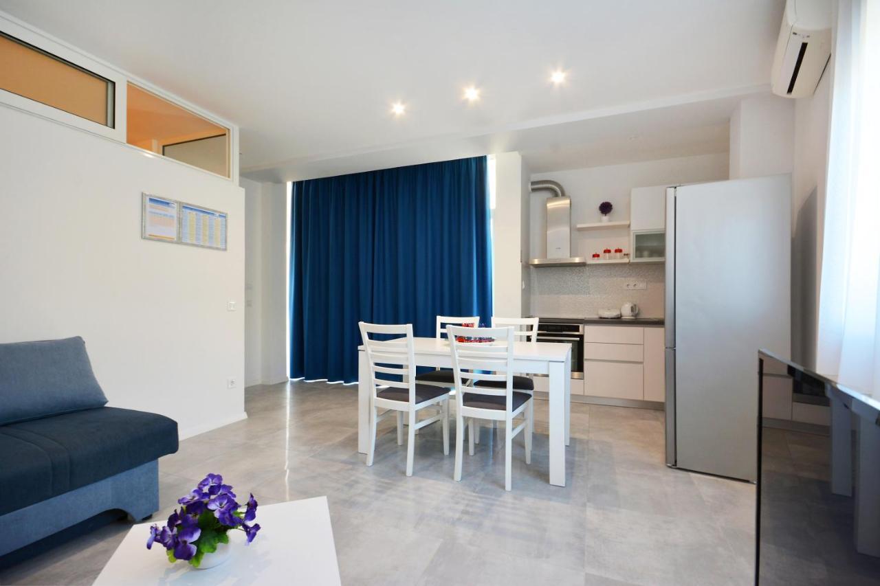 Seas The Day Apartments Podstrana Eksteriør bilde